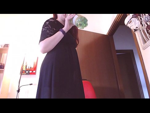 ❤️ Pokorna sužnja, ki obožuje umazane in sočne spodnjice, je po ogledu tega videa prisiljena masturbirati! ️❌ Slute pri nas ❌❤